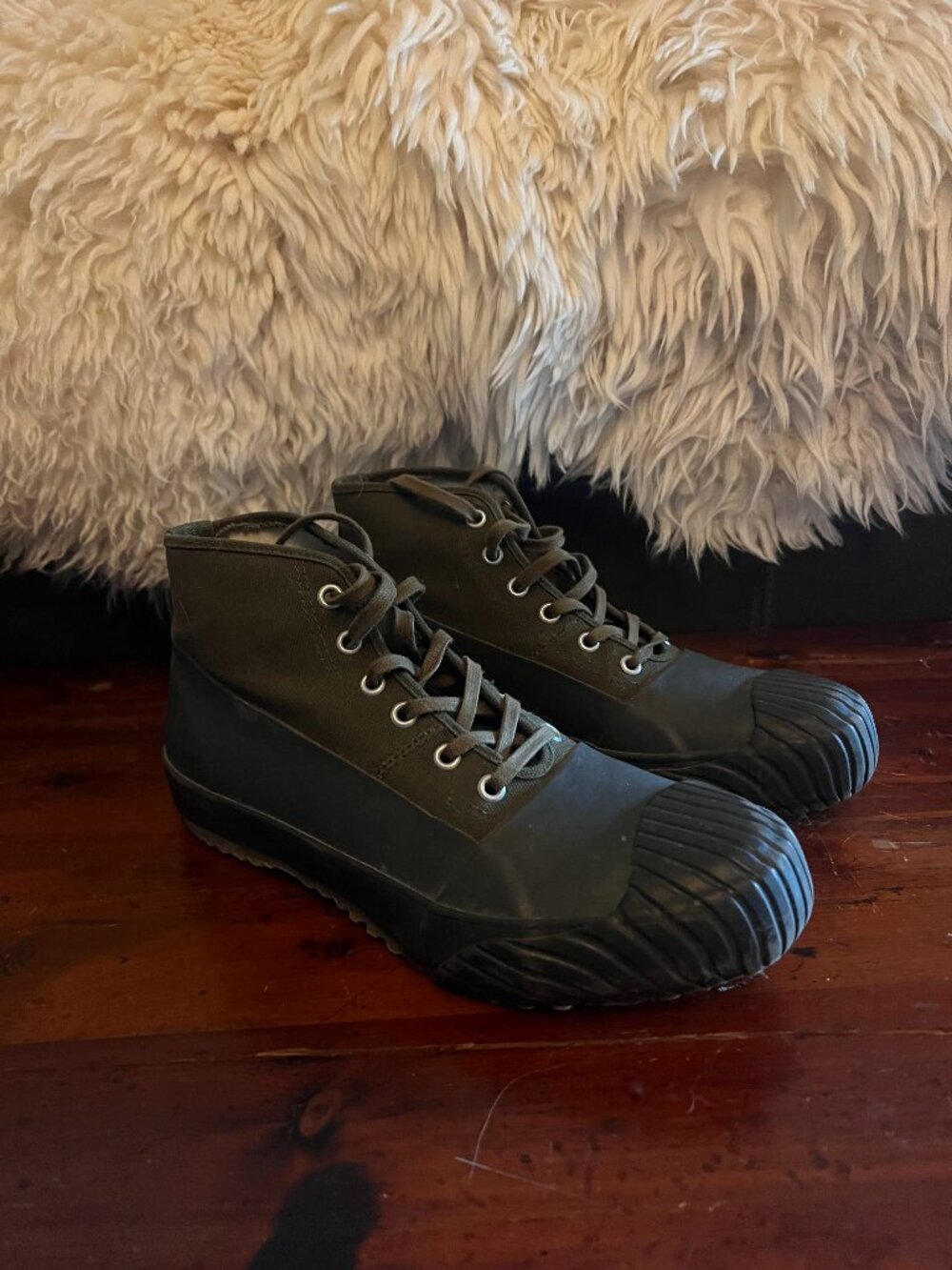 Moonstar All Weather RF Olive US Men size 6/Women Size 7.5 Excellent pre-owned